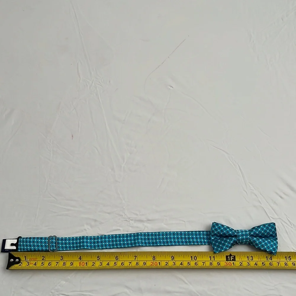 Lord and Taylor teal navy silver pattern adjustable silk bow tie